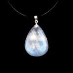 Regenbogen Mondstein Cabochon Anhänger Länge 34 mm mit 925 Sterling-Silberöse beste Qualität & Farbe Edelsteine Heilsteine bei Wunderstein24