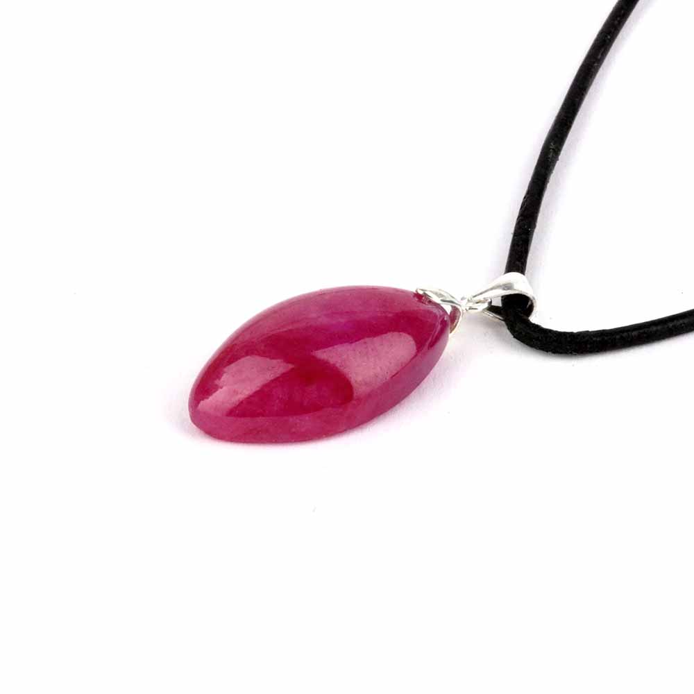 Rubin Cabochon Anhänger oval Höhe 31 mm & 925 Sterling-Silber beste Qualität und Farbe Edelsteine Heilsteine bei Wunderstein24 Rubin Cabochon Anhänger oval Höhe 31 mm & 925 Sterling-Silber beste Qualität und Farbe Edelsteine Heilsteine bei Wunderstein24