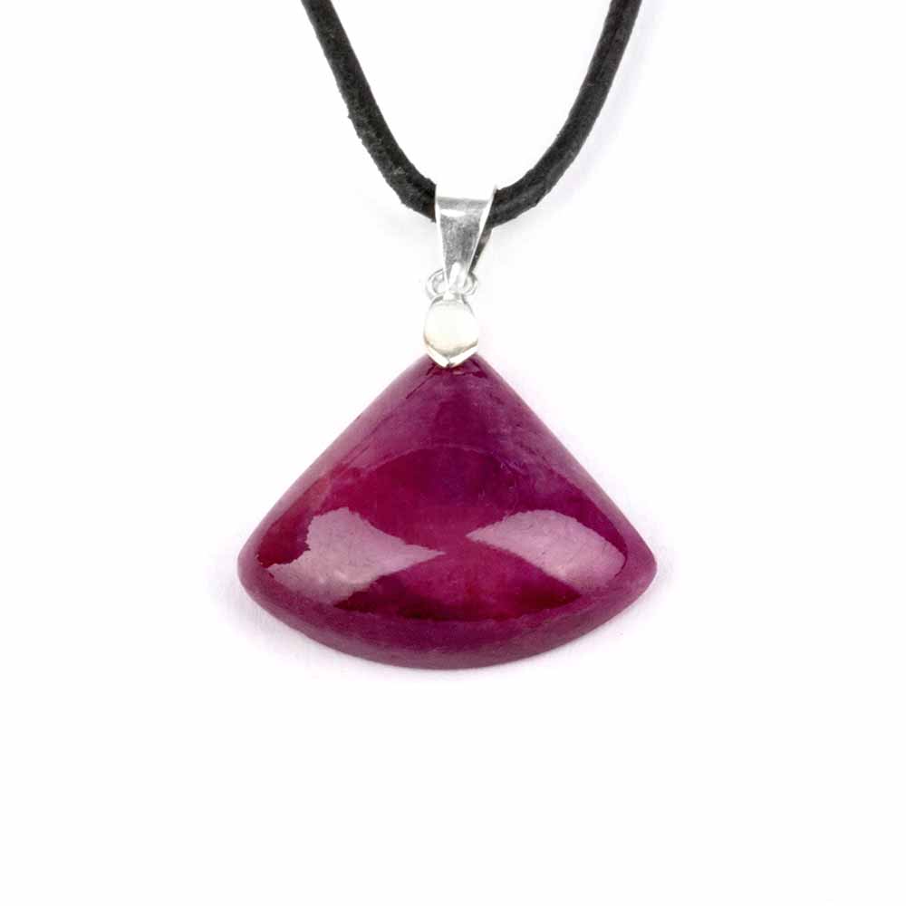 Rubin Cabochon Anhänger Höhe 29 mm & 925 Sterling-Silber beste Qualität und Farbe Edelsteine Heilsteine bei Wunderstein24 Rubin Cabochon Anhänger Höhe 29 mm & 925 Sterling-Silber beste Qualität und Farbe Edelsteine Heilsteine bei Wunderstein24