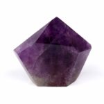 große Amethyst Spitze Höhe 63 mm aus Uruguay in bester Farbe und Qualität Edelsteine Heilsteine bei Wunderstein24
