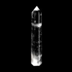 große Bergkristall Spitze Höhe 137 mm transparent und glasklar aus Brasilien Edelsteine Heilsteine bei Wunderstein24