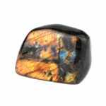 Labradorit Freiform Höhe 45 mm poliert in einzigartiger Qualität und Farbe Edelsteine Heilsteine bei Wunderstein24
