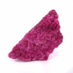 Rubin Kristall | Rohstein in wunderschöner Farbe und Maserung Edelsteine Heilsteine bei Wunderstein24