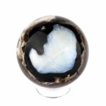 große schwarze Achat Kugel Ø 61 mm in bester Qualität und wunderschöner Maserung Edelsteine Heilsteine bei Wunderstein24
