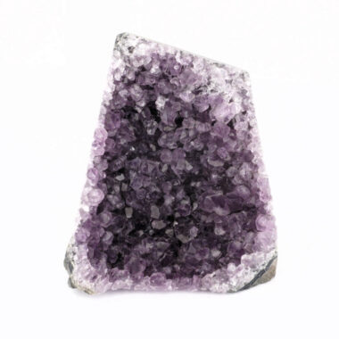 große Amethyst Stufe Höhe 110 mm mit Standfläche in sehr schöner Farbe Edelsteine Heilsteine bei Wunderstein24