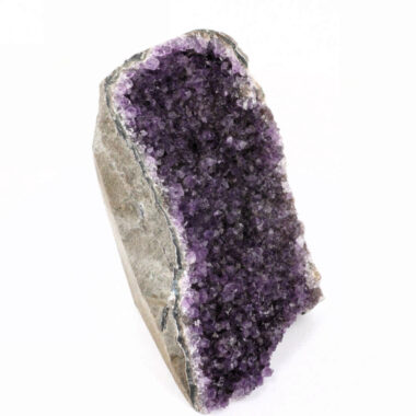 große Amethyst Stufe Höhe 135 mm mit Standfläche in sehr schöner Farbe Edelsteine Heilsteine bei Wunderstein24