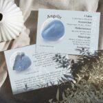 Angelit Mineralien Bestimmungskärtchen Sammelkarte Edelsteine Heilsteine bei Wunderstein24 Angelit Mineralien Bestimmungskärtchen Sammelkarte Edelsteine Heilsteine bei Wunderstein24