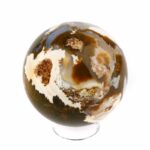 große Ozean-Jaspis Kugel Ø 52 mm aus Madagaskar mit wunderschöner Maserung Edelsteine Heilsteine bei Wunderstein24