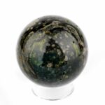 große Ozean-Jaspis Kugel Ø 52 mm aus Madagaskar mit wunderschöner Maserung Edelsteine Heilsteine bei Wunderstein24