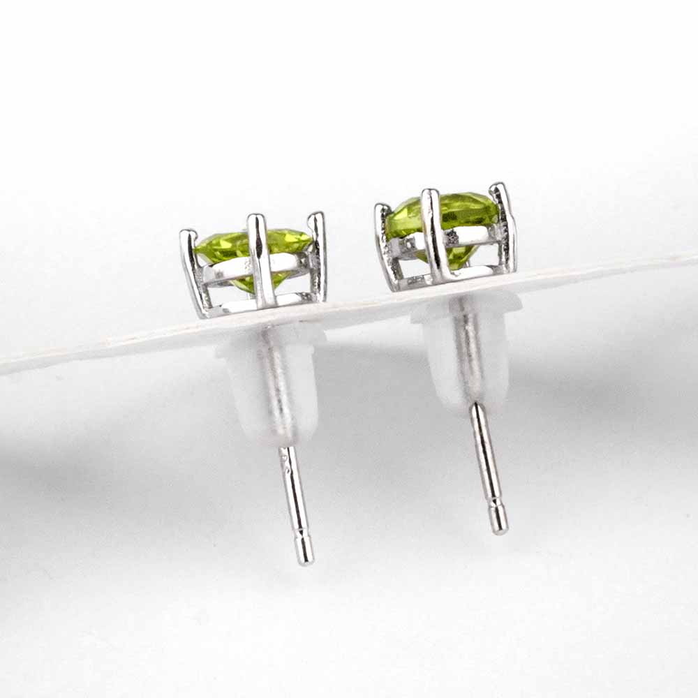 Olivin | Peridot Ø 5 mm facettierte Edelstein Ohrstecker Paar & 925 Sterling-Silber Edelsteine Heilsteine bei Wunderstein24 Olivin | Peridot Ø 5 mm facettierte Edelstein Ohrstecker Paar & 925 Sterling-Silber Edelsteine Heilsteine bei Wunderstein24