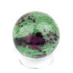 Rubin in Zoisit Kugel Ø 41 mm aus Tansania in bester Qualität und Farbe Edelsteine Heilsteine bei Wunderstein24