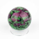 Rubin in Zoisit Kugel Ø 42 mm aus Tansania in bester Qualität und Farbe Edelsteine Heilsteine bei Wunderstein24