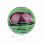 Rubin in Zoisit Kugel Ø 44 mm aus Tansania in bester Qualität und Farbe Edelsteine Heilsteine bei Wunderstein24