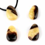 Feuerstein | Flint Cabochon Anhänger seitlich gebohrt Edelsteine Heilsteine bei Wunderstein24