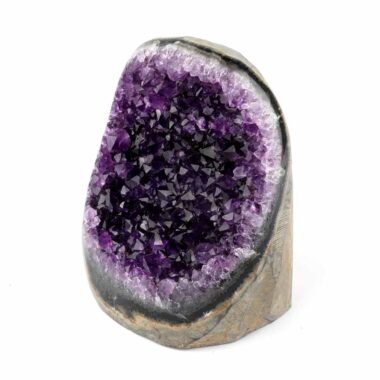 Amethyst Stufe mit poliertem Rand und Standfläche in weltbester Farbe und Qualität Edelsteine Heilsteine bei Wunderstein24