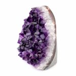 Amethyst Stufe mit poliertem Rand und Standfläche in weltbester Farbe und Qualität Edelsteine Heilsteine bei Wunderstein24