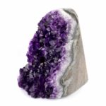 Amethyst Stufe mit poliertem Rand und Standfläche in weltbester Farbe und Qualität Edelsteine Heilsteine bei Wunderstein24