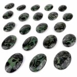 Eldarit | Kabamba Handschmeichler | Massagestein oval Ø 53 – 58 mm Edelsteine Heilsteine bei Wunderstein24