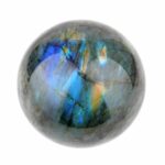 große Labradorit Kugel Ø 76 mm aus Madagaskar in bester Farbe und Qualität Edelsteine Heilsteine bei Wunderstein24