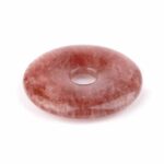 Erdbeerquarz Donut Anhänger Ø 40 mm Edelsteine Heilsteine bei Wunderstein24