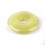 Jade | Serpentin Donut Anhänger Ø 40 mm Edelsteine Heilsteine bei Wunderstein24