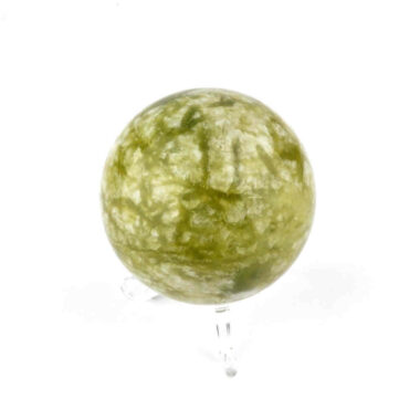 Jade Kugel Ø ca. 65 mm in bester Qualität und Farbe Edelsteine Heilsteine bei Wunderstein24
