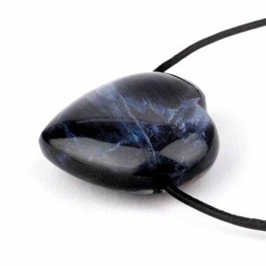 Pietersit Herz Anhänger Ø 30 mm seitlich gebohrt mit schwarzem Satinband Edelsteine Heilsteine bei Wunderstein24