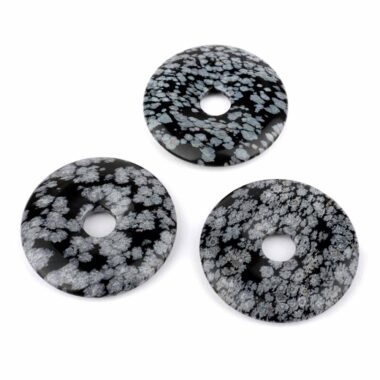 Schneeflocken – Obsidian Donut Anhänger Ø 40 mm Edelsteine Heilsteine bei Wunderstein24