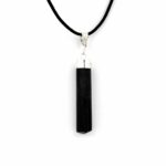 Turmalin Kristall Anhänger Natur Länge 53 mm mit 925 Sterling-Silber Öse und Satinband Edelsteine Heilsteine bei Wunderstein24