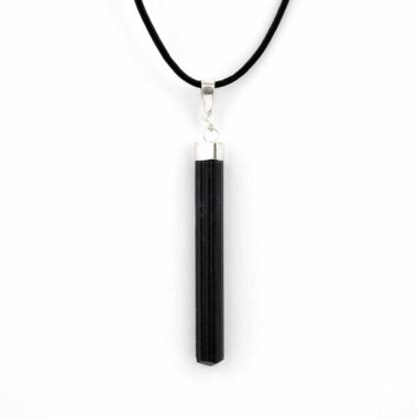 Turmalin Kristall Anhänger Natur Länge 63 mm mit 925 Sterling-Silber Öse und Satinband Edelsteine Heilsteine bei Wunderstein24