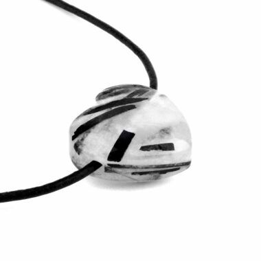 Turmalinquarz Herz Anhänger Ø 20 mm seitlich gebohrt Edelsteine Heilsteine bei Wunderstein24