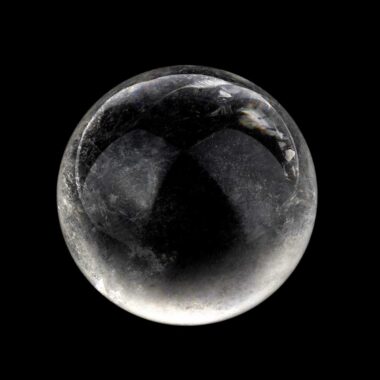 große Bergkristall Kugel Ø 73 mm transparent und glasklar aus Brasilien Edelsteine Heilsteine bei Wunderstein24