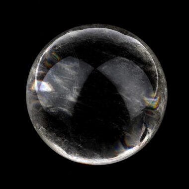 große Bergkristall Kugel Ø 79 mm transparent und glasklar aus Brasilien Edelsteine Heilsteine bei Wunderstein24