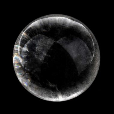 große Bergkristall Kugel Ø 80 mm transparent und glasklar aus Brasilien Edelsteine Heilsteine bei Wunderstein24