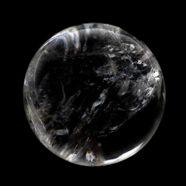 große Bergkristall Kugel Ø 73 mm transparent und glasklar aus Brasilien Edelsteine Heilsteine bei Wunderstein24