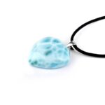 Larimar Herz Anhänger Länge 28 mm mit 925 Sterling-Silberöse in bester Qualität und Farbe Edelsteine Heilsteine bei Wunderstein24