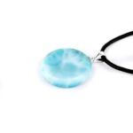 Larimar Cabochon Anhänger Länge 27,5 mm mit 925 Sterling-Silberöse in bester Qualität und Farbe Edelsteine Heilsteine bei Wunderstein24