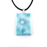 Larimar Cabochon Anhänger Länge 39 mm mit 925 Sterling-Silberöse in bester Qualität und Farbe Edelsteine Heilsteine bei Wunderstein24