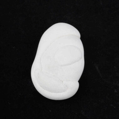 Feenstein weiß Wüsten – Opal Ø 60 mm Menilith Heilstein Göttinnenstein Edelsteine Heilsteine bei Wunderstein24