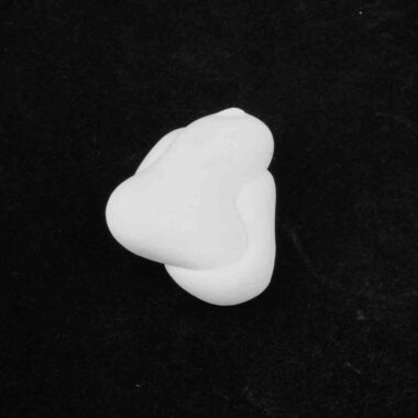 Feenstein weiß Wüsten – Opal Ø 41 mm Menilith Heilstein Göttinnenstein Edelsteine Heilsteine bei Wunderstein24