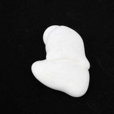 Feenstein weiß Wüsten – Opal Ø 62 mm Menilith Heilstein Göttinnenstein Edelsteine Heilsteine bei Wunderstein24