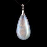 Regenbogen Mondstein Cabochon Tropfen Anhänger Länge 46,5 mm mit 925 Sterling-Silberöse beste Qualität & Farbe Edelsteine Heilsteine bei Wunderstein24