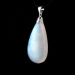 Regenbogen Mondstein Cabochon Tropfen Anhänger Länge 45,5 mm mit 925 Sterling-Silberöse beste Qualität & Farbe Edelsteine Heilsteine bei Wunderstein24