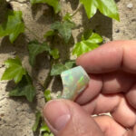Opal Edelstein Natur Ø 20 mm | 9,55 Karat Edelopal aus Äthiopien Edelsteine Heilsteine bei Wunderstein24