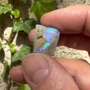 Opal Edelstein Natur Ø 23,5 mm | 25,95 Karat Edelopal aus Äthiopien Edelsteine Heilsteine bei Wunderstein24